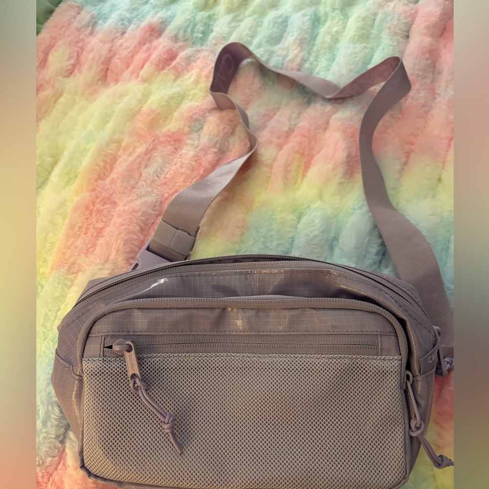 Calpak Terra Small Sling